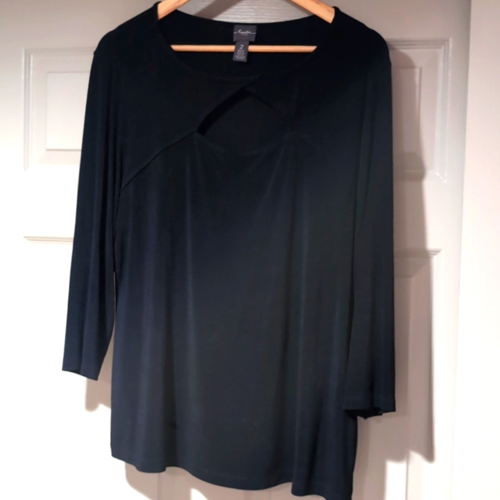 Chico Traveler's Black Keyhole Top